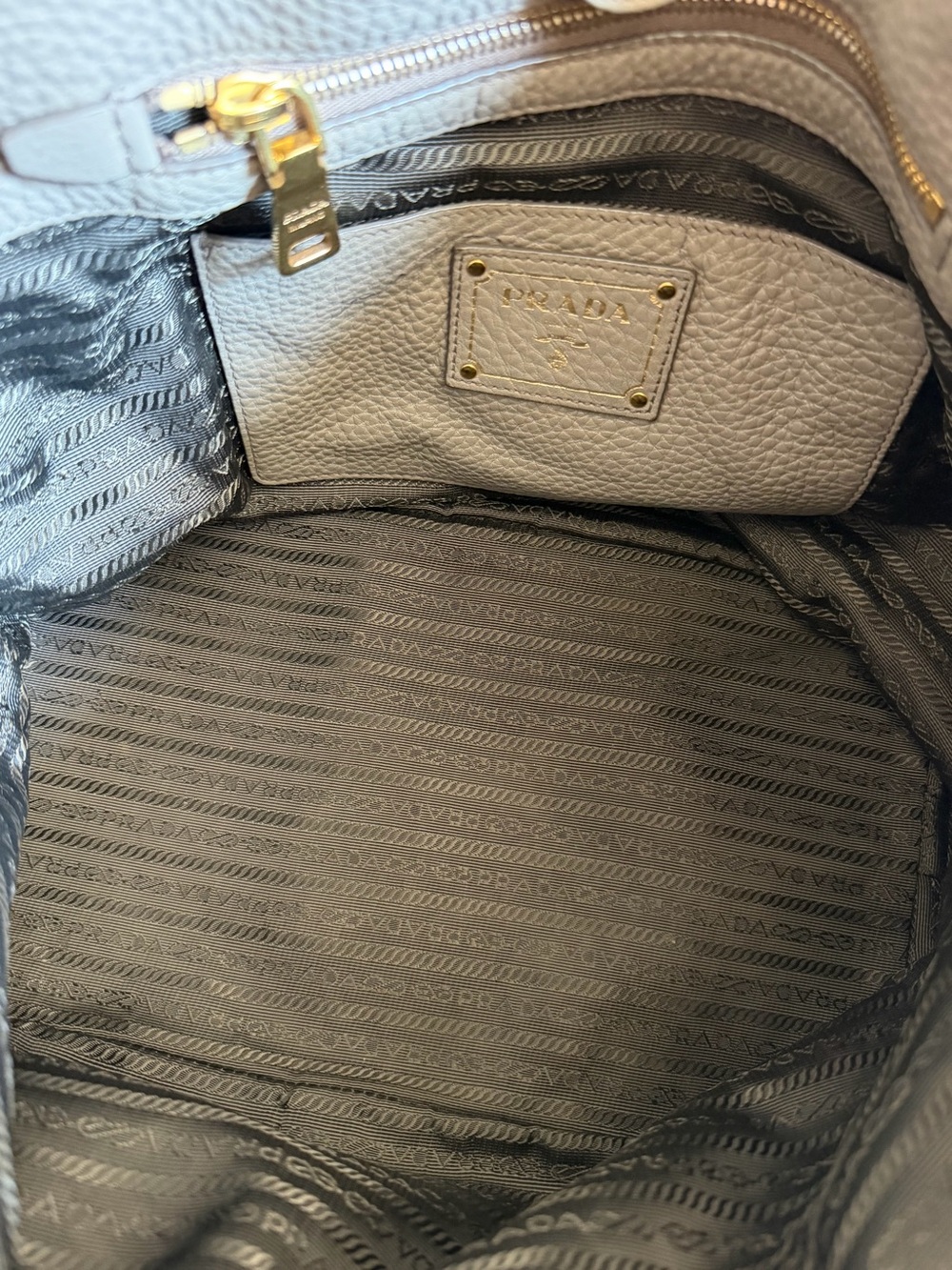 Prada - Vitello Daino Sacca 2 Manici Tote - Picture 13 of 16